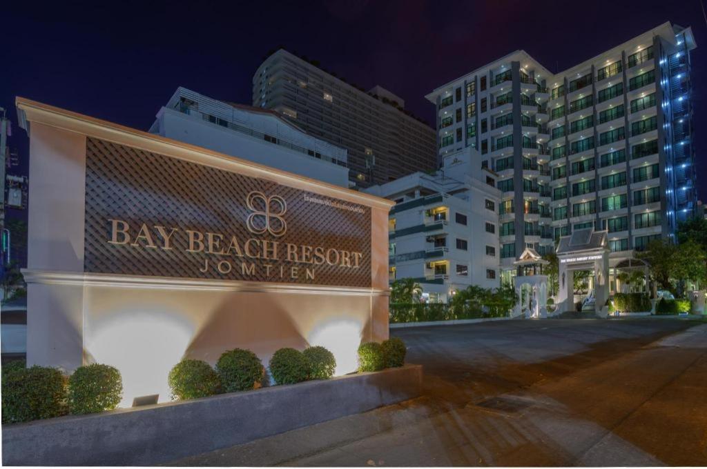 Bay Beach Resort Jomtien Pattaya Exterior photo